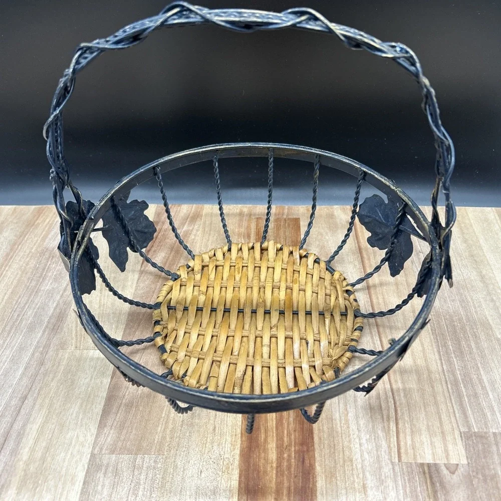 Decorative Metal Leaf Basket with Handle